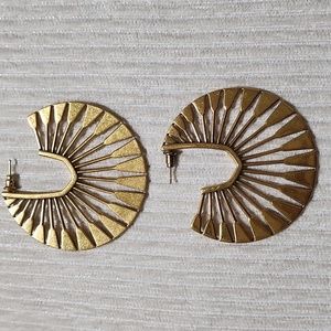 Kendra Scott Deannie hoop gold metal